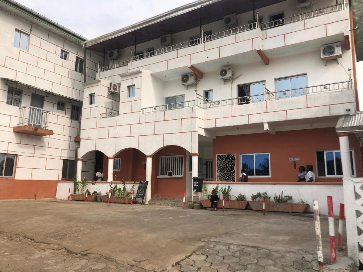 Hotel La Grace Kribi Buitenkant foto