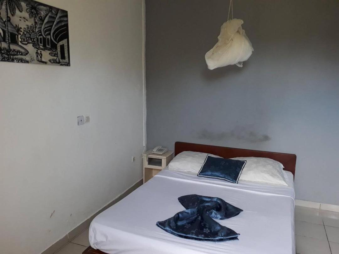 Hotel La Grace Kribi Kamer foto